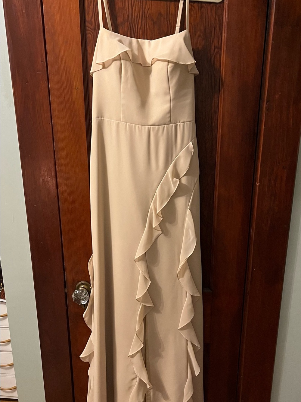 JJ’S HOUSE Phedra Champagne Bridemaid’s Dress